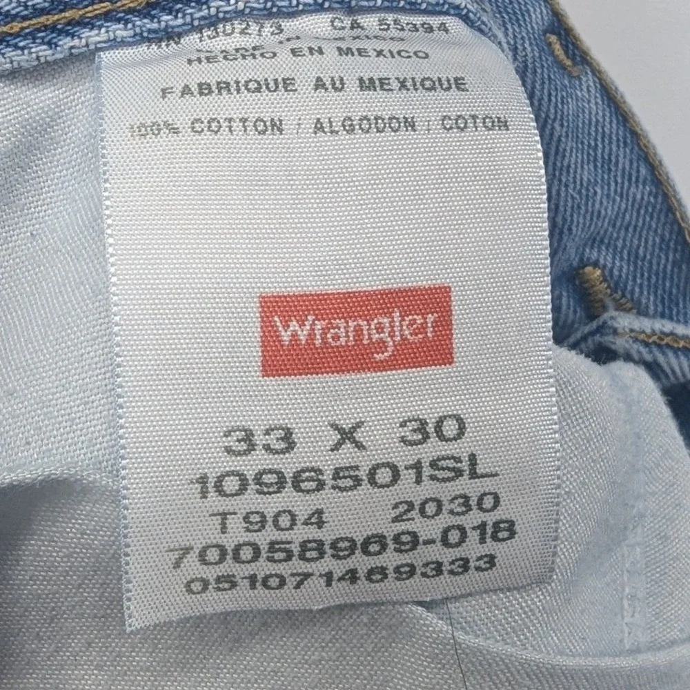 Wrangler Premium Quality Mens 33x30 Light Wash Straight Leg Cotton Jeans Blue